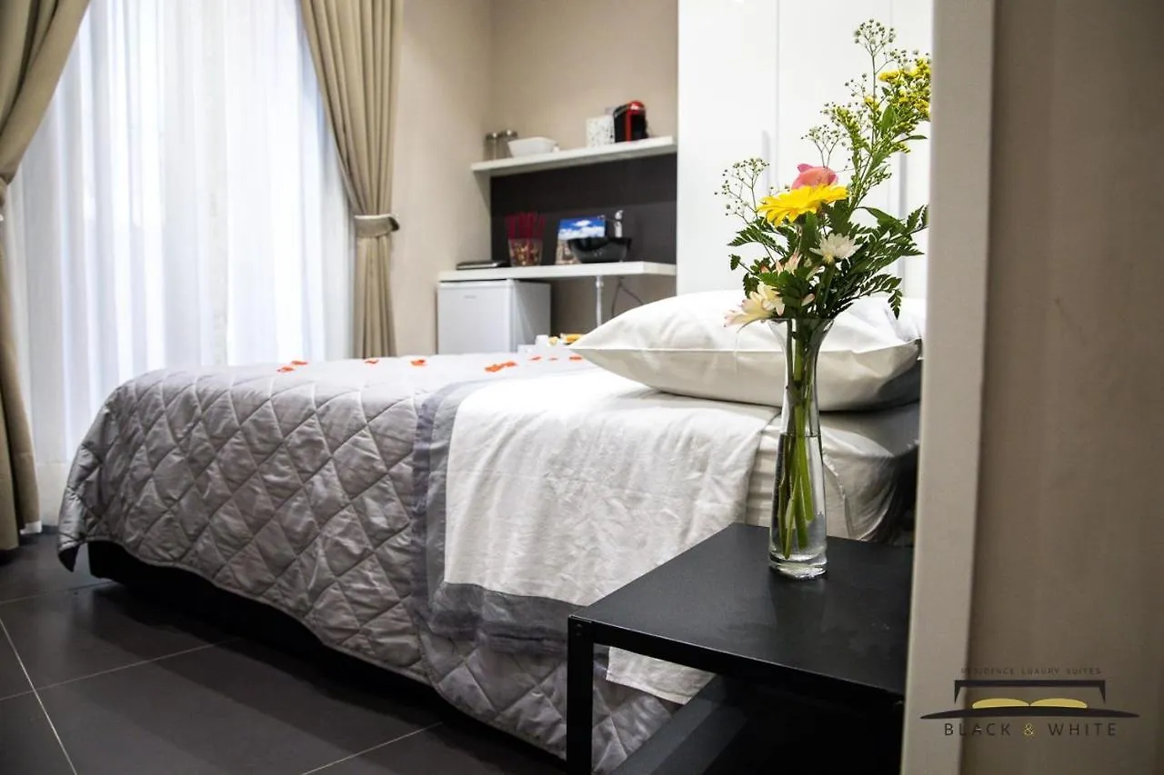 Residence Black & White Naples Guest house