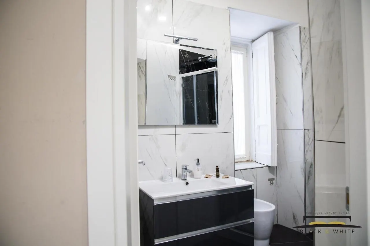Residence Black & White Naples Guest house