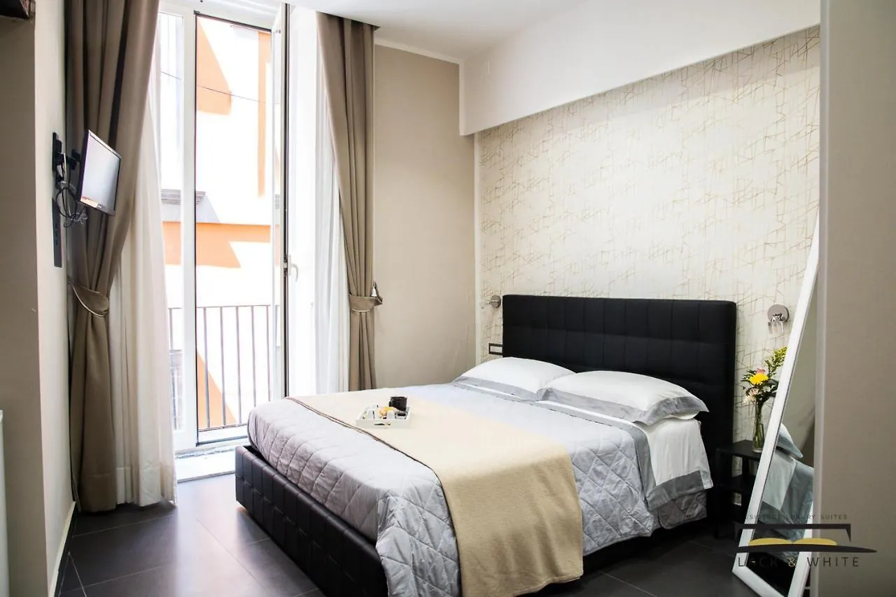 Guest house Residence Black & White Naples Italy