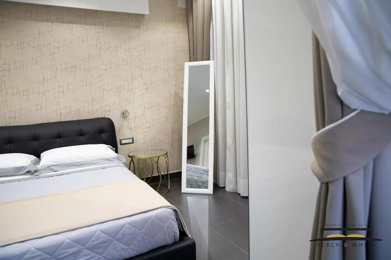 Residence Black & White Naples Guest house